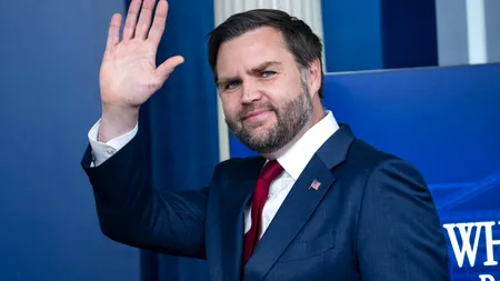 JD Vance este în drum spre Pakistan, pentru negocieri cu Iranul. Ce avertizează vicepreședintele. Măsuri sporite de securitate în Islamabad