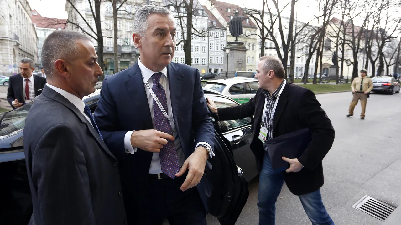 Doi ruși, posibili spioni ai GRU, sunt anchetați în Muntenegru pentru planul de asasinare a premierului pro-NATO