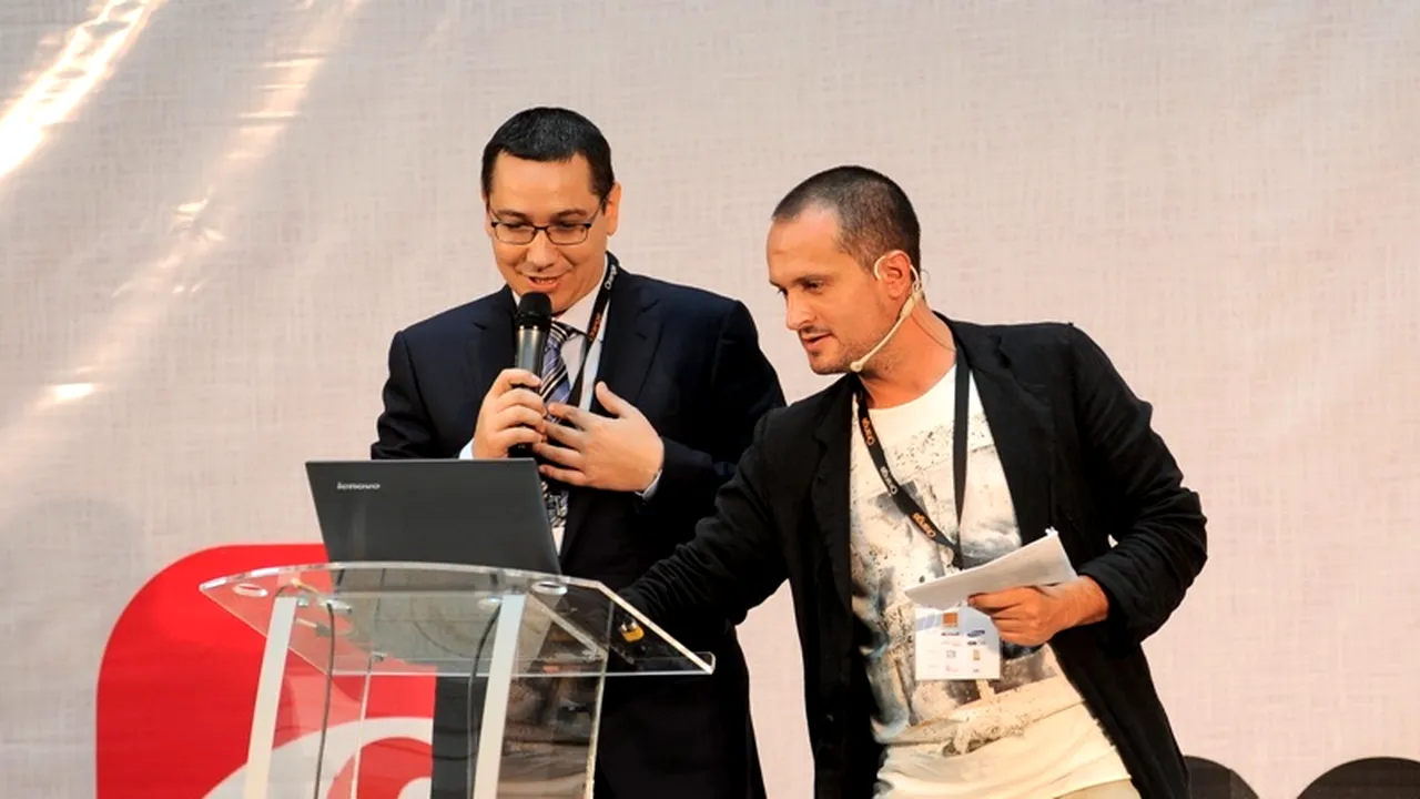 Premierul Ponta: Sunt dependent de Facebook