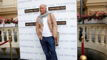 John Malkovich este criminal în serie, pe scena Ateneului din Capitală