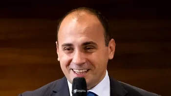 Radu Soviani, către Nicușor DAN: „Să caute în alte buzunare /Strategii economici să înceteze cu idei de taxe medievale”