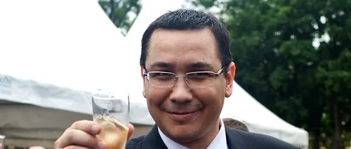 Victor Ponta, lăudat pentru că l-a sunat pe Iohannis și pentru că nu a pus jandarmii pe protestatari