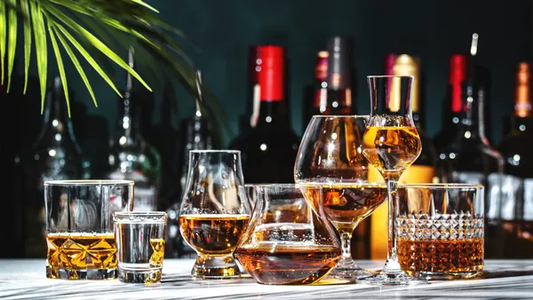 Ce boli produce, de fapt, consumul de alcool