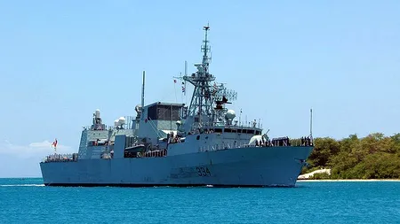 O fregată canadiană vine în sprijinul forțelor NATO din Europa