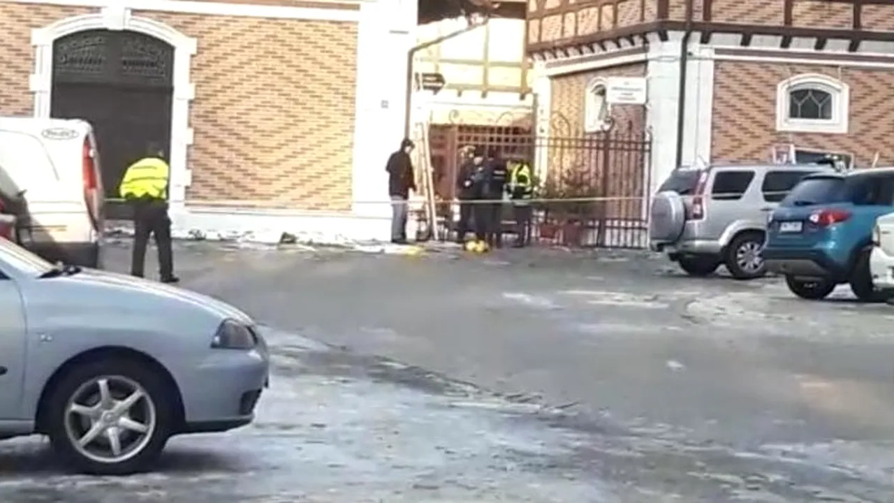 Bancomat aruncat în aer la Sinaia, lângă Castelul Peleş. Ce au surprins camerele de supraveghere din zonă