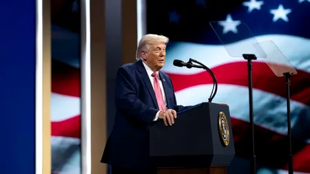 „Iranul s-a săturat de război”, a anunțat președintele Donald Trump. Forțele SUA vor staționa în Strâmtoarea Ormuz