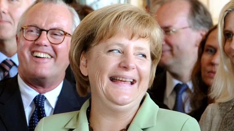 Covorul de iarbă așternut înaintea vizitei Angelei Merkel din Chișinău a fost FURAT