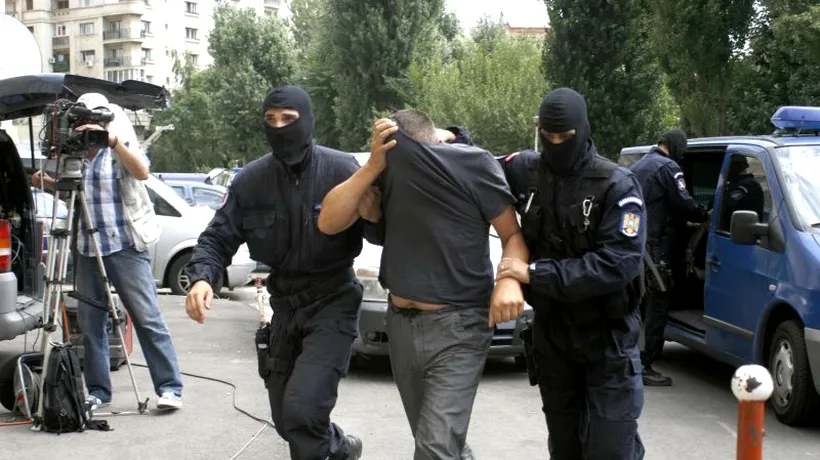 Operațiune desfășurată la București și în 4 județe cu sprijinul FBI și Secret Service