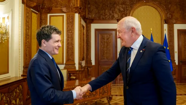 Nicușor Dan s-a întâlnit cu premierul de peste Prut, Alexandru Munteanu. Ce au discutat cei doi