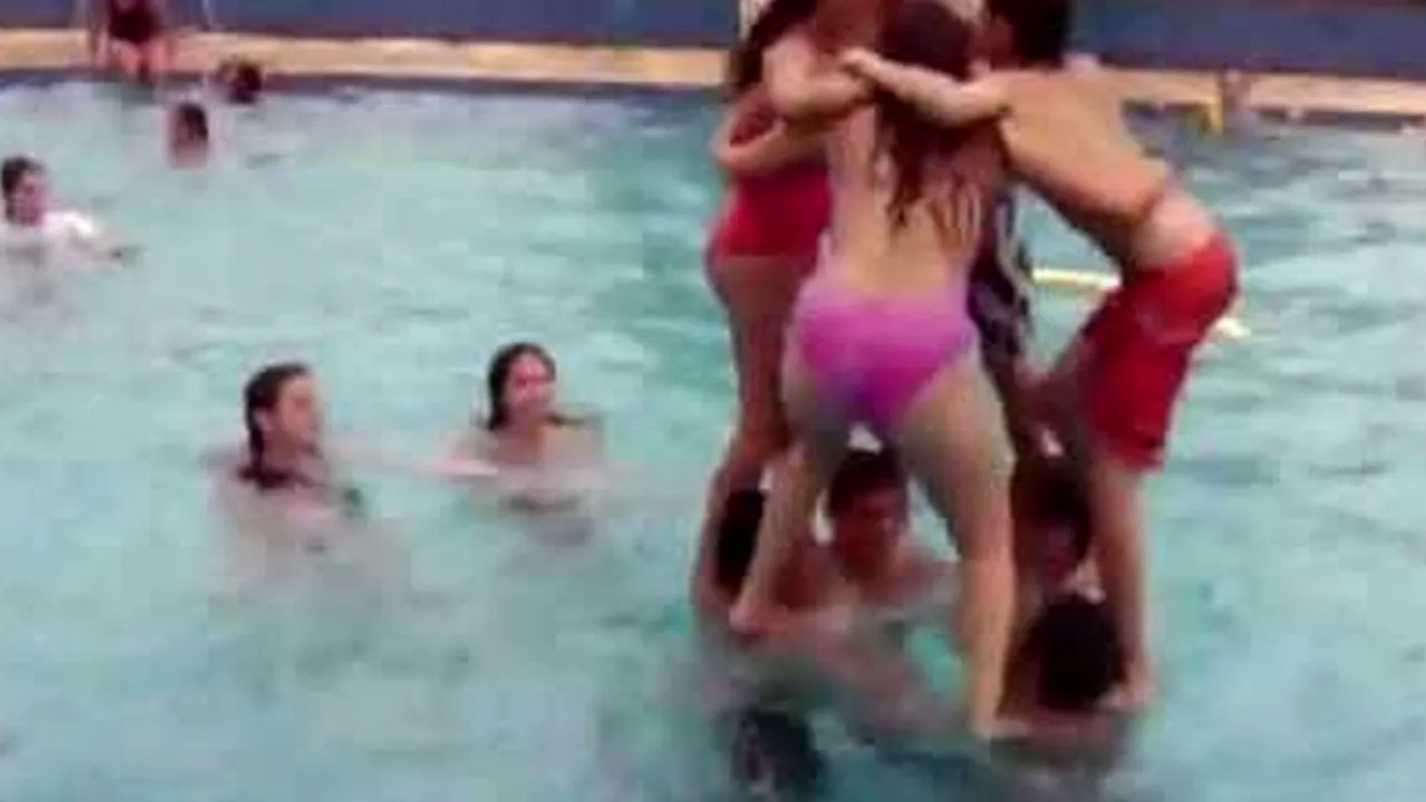Un copil de doar 13 ani s-a înecat la o piscină din Gorj: A fost preluat de elicopterul SMURD