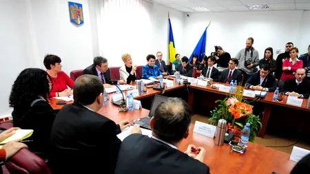 Un membru al CSM îi cere lui Iohannis demersuri pentru a fi ridicată imunitatea și altor parlamentari