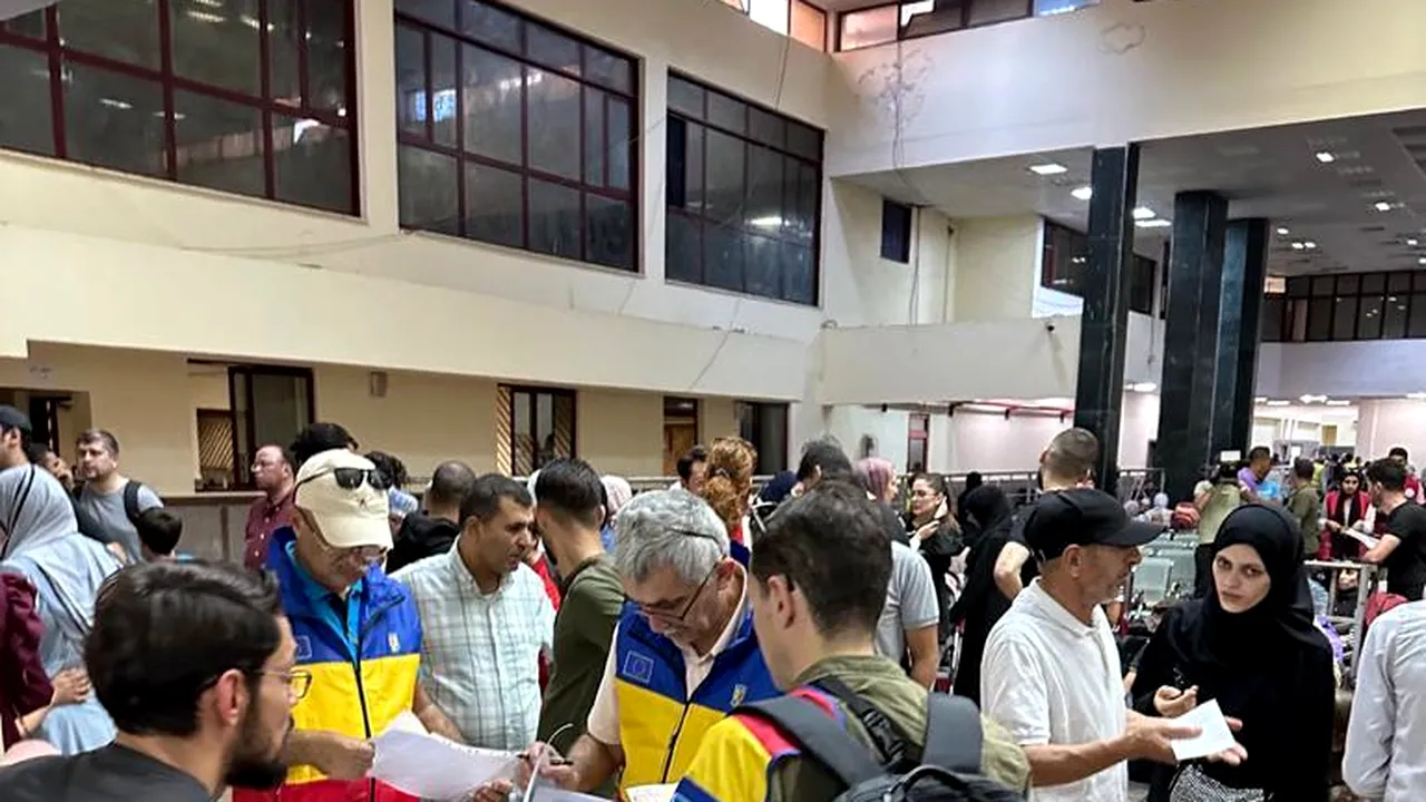 UPDATE | MAE: 93 români și familiile lor au fost evacuați din Fâșia Gaza / ”Este pentru prima dată când ieșim de aici” - DECLARAȚII EXCLUSIVE