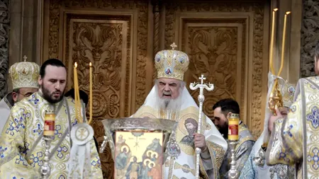 Patriarhul Daniel va săvârși Sfințirea Mare a Apei. Care este programul liturgic al sărbătorii Botezului Domnului