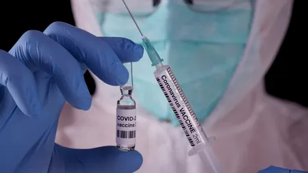 România, afectată de decizia companiei Pfizer! Vlad Voiculescu: Va fi o scădere temporară a numărului de vaccinări pe zi