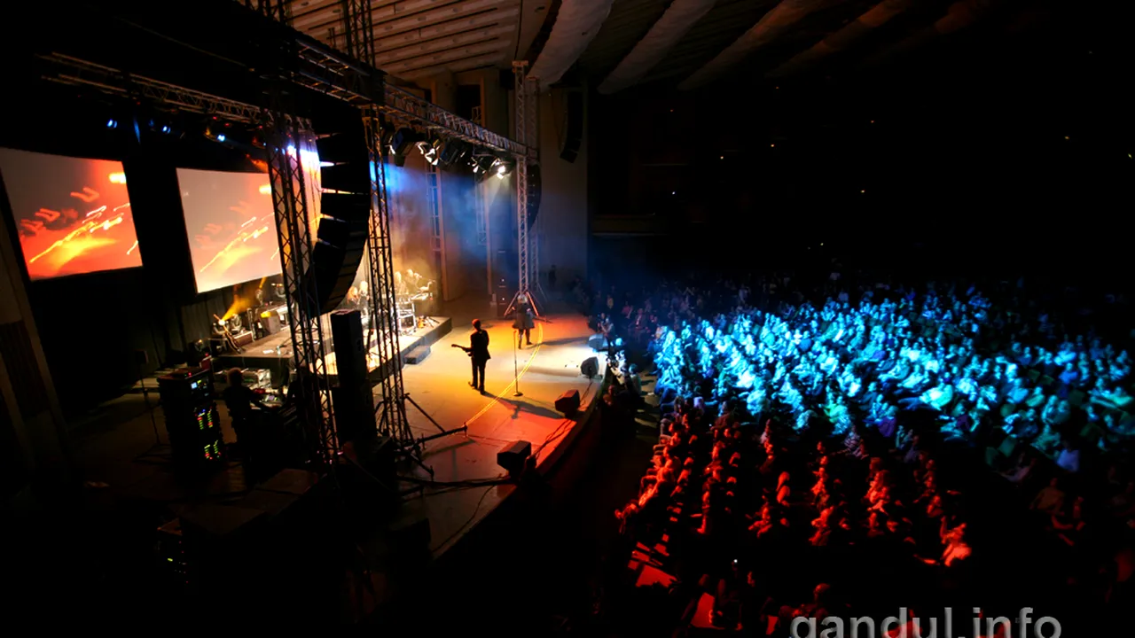 CONCERT 