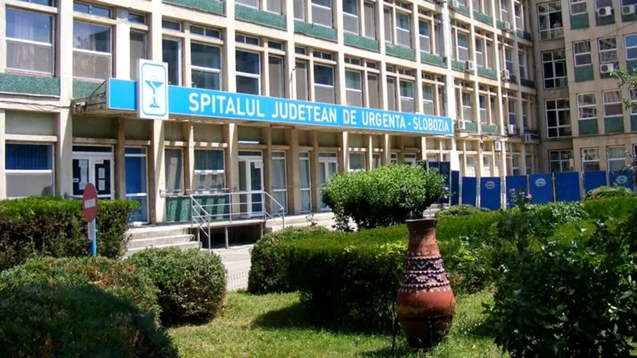 Situație bizară în Slobozia. Două persoane ar fi ajuns la urgențe cu un pistol și un morcov în anus. Care este reacția spitalului