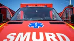 Un copil de 7 ani și mama sa au CĂZUT de la etaj, din blocul în care locuiesc, în Sectorul 2 al Capitalei. Polițiștii fac verificări