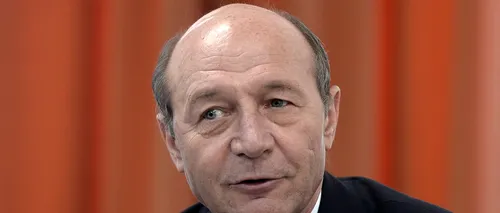 CRITICI. Traian Băsescu: „Dacă Cîţu a împrumutat 3,2 miliarde de euro ca să îi dea la pensii şi la alocaţii, e un criminal!”