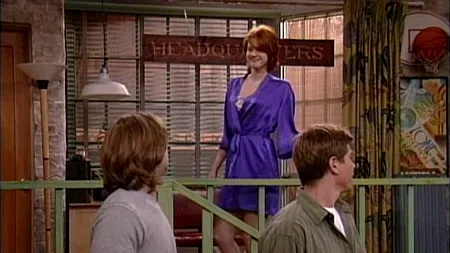 O mai știi? „Rățușca cea URÂTĂ” Disney a trecut de la serialele pentru copii la filmele pentru adulți