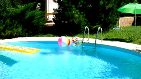 Ce boli poti să faci sau să contactezi de la apa din piscină?