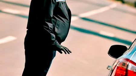 MĂRTURIE | Un tânăr a fost amendat cu 5.000 lei pentru că a mers la McDrive: „Mi-au zis că nu reprezintă o necesitate”