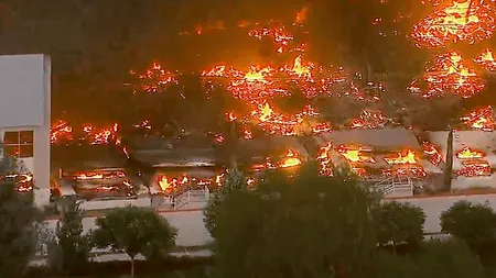 INCENDIU. Un important centru de distribuție Amazon din SUA a luat foc
