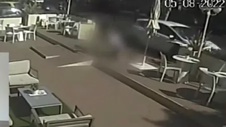 VIDEO | O româncă din Italia a supraviețuit miraculos unui grav accident auto. Ea și o turistă franceză au fost spulberate de un șofer drogat
