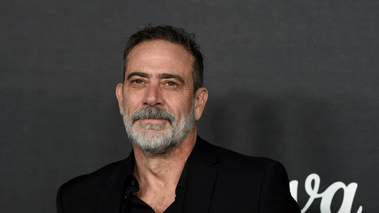 Actorul Jeffrey Dean Morgan și-a fracturat ambele picioare în timpul filmărilor pentru „The Walking Dead”