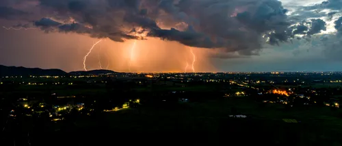 METEO | Prognoză specială pentru Capitală: Vreme instabilă, cu ploi și vânt