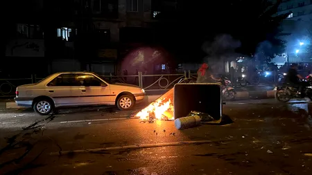 Proteste de amploare în Iran după moartea unei femei arestate de poliția moravurilor | VIDEO