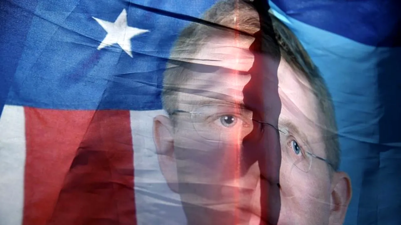 Bradley Manning, condamnat pentru cea mai mare scurgere de documente secrete din istoria Statelor Unite, îi cere grațierea lui Barack Obama