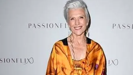 Mama lui Elon Musk, apariție de senzatie în creația unui designer român, la un eveniment monden din Los Angeles