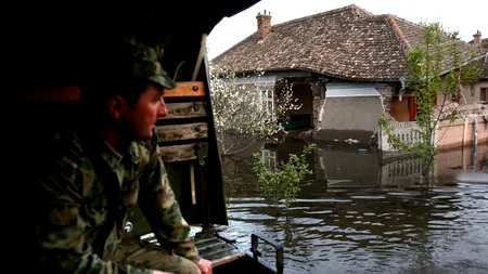 Dunărea le-a distrus casele, dar ei s-au întors la ele. Oamenii din Rast trăiesc în zona afectată, deși au case noi de 15 milioane de euro