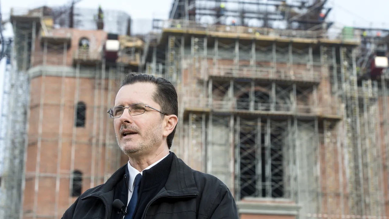 Purtătorul de cuvânt al Patriarhiei: „Nu trebuie să absolvim cursuri de kamasutra ca să fim oameni normali