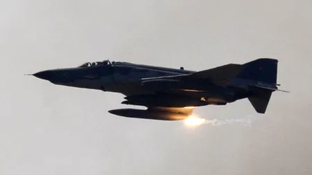 Reacția OFICIALĂ a Turciei după ce Siria i-a DOBORÂT un avion de vânătoare