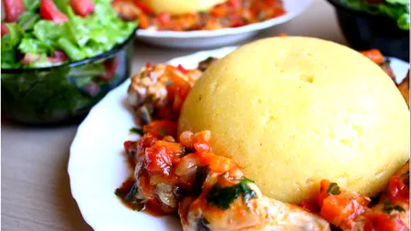 Cel mai bun OSTROPEL de pui după rețeta bunicii. Trucuri banale care te ajută să ai o mâncare delicioasă