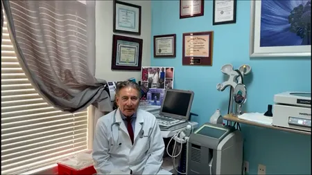 SUA: Un medic român a dezvăluit tratamentul cu care și-a vindecat pacienții bolnavi de COVID: „Am fost norocos. Niciun pacient nu a decedat”