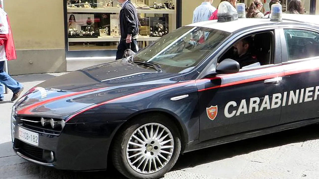 Doi imigranți români, arestați în Italia după violarea unei tinere poloneze