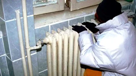 Bucureștenii care primesc căldură, nu au apă caldă în intervalul orar 22:00 - 05.00
