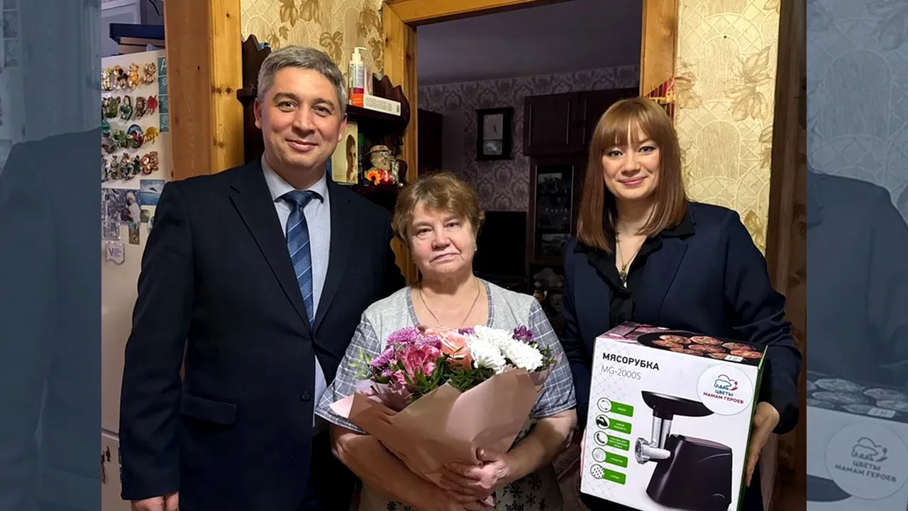 Cadou de 8 Martie de la Putin pentru mamele care si-au pierdut copiii în Ucraina: TOCĂTOR  de carne made in Rusia