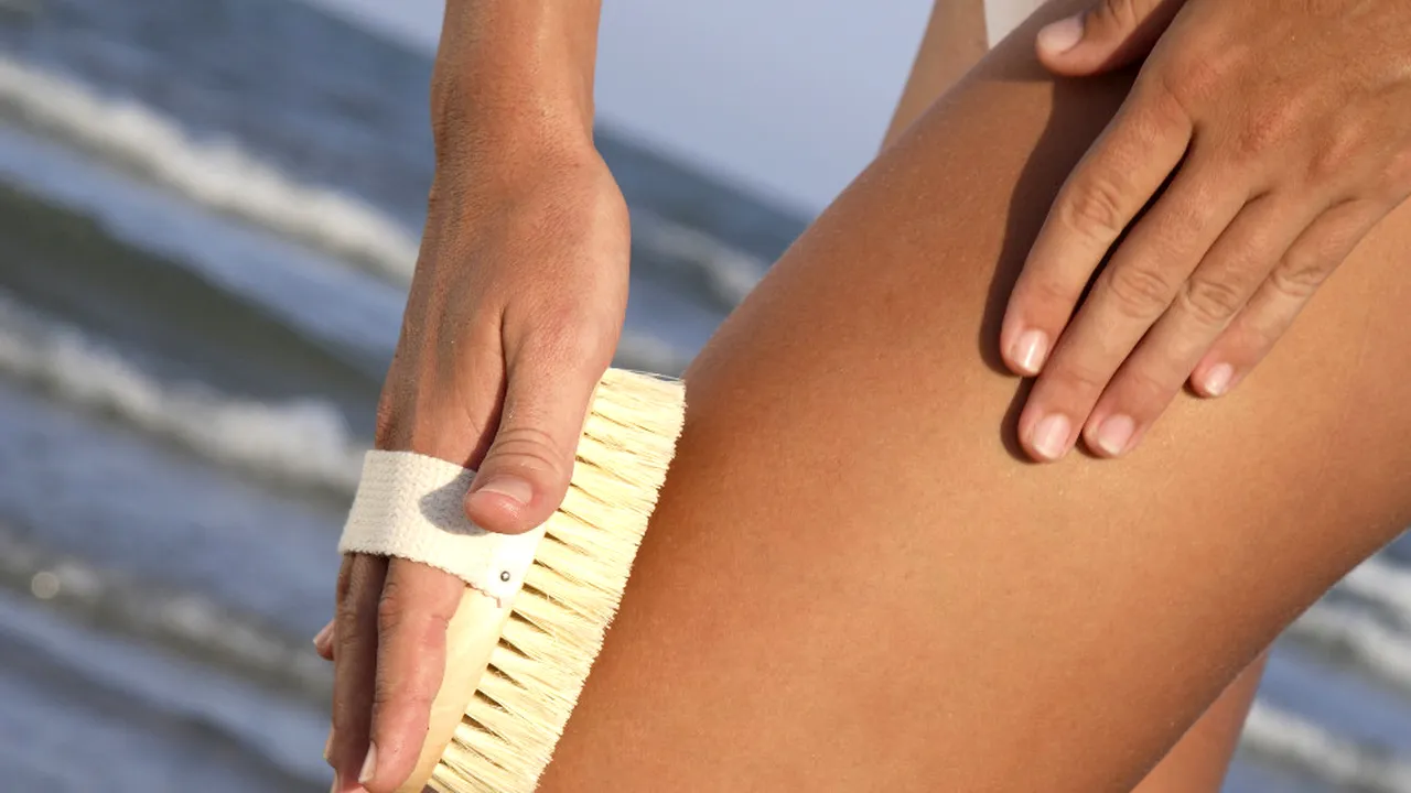 O jurnalistă a încercat un tratament vechi de 5.000 de ani împotriva celulitei. Care a fost verdictul la final