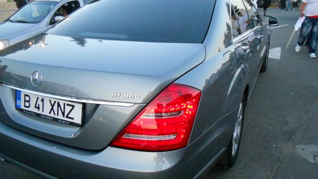 VIDEO. Ponta și Antonescu au venit la mitingul USL cu limuzina eco de la Guvern