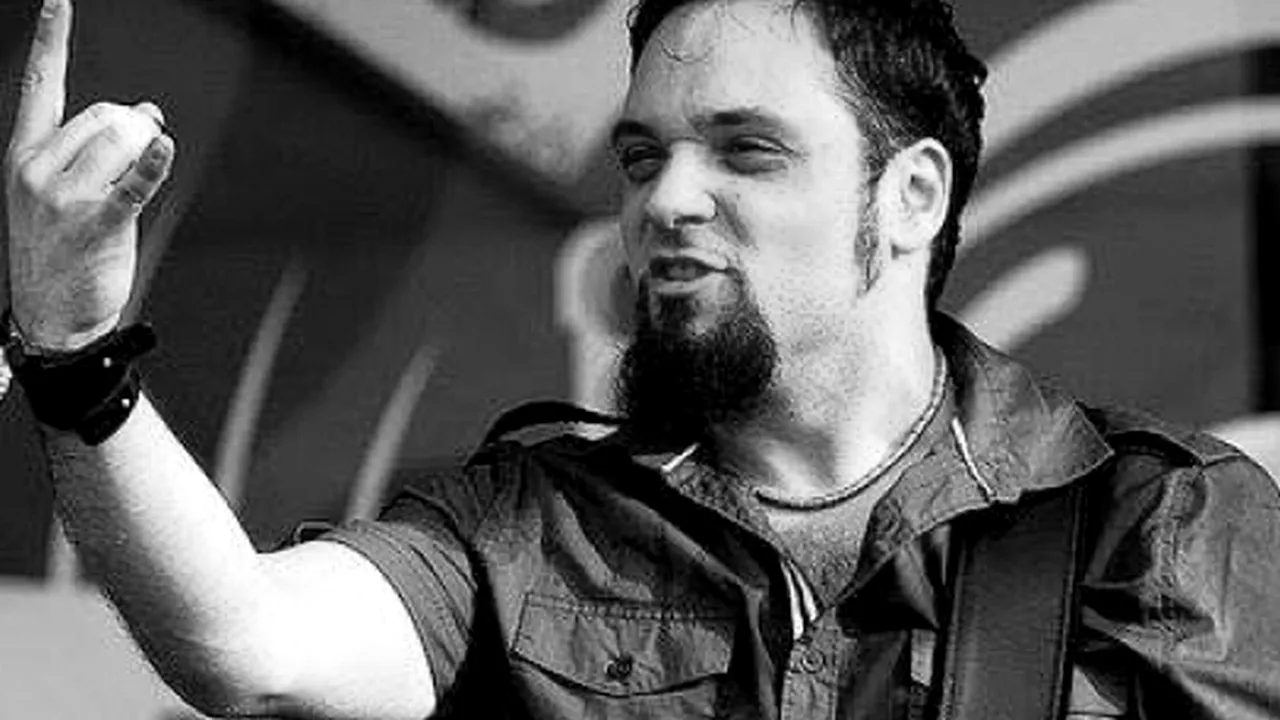 Federația Română de Scrimă își exprimă profunda durere după decesul lui Alex Pascu, fiul președintei de onoare Anei Pascu