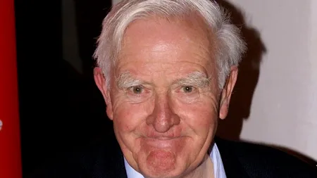 John le Carré, maestrul romanelor cu spioni, a murit la 89 de ani. Stephen King deplânge moartea scriitorului