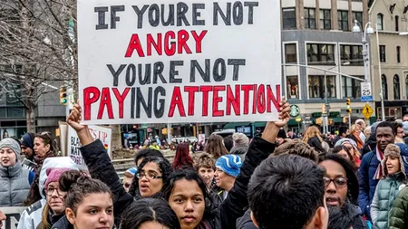 Panică la New York! A intrat cu mașina în protestatarii Black Lives Matter, adunați în Manhattan! - VIDEO