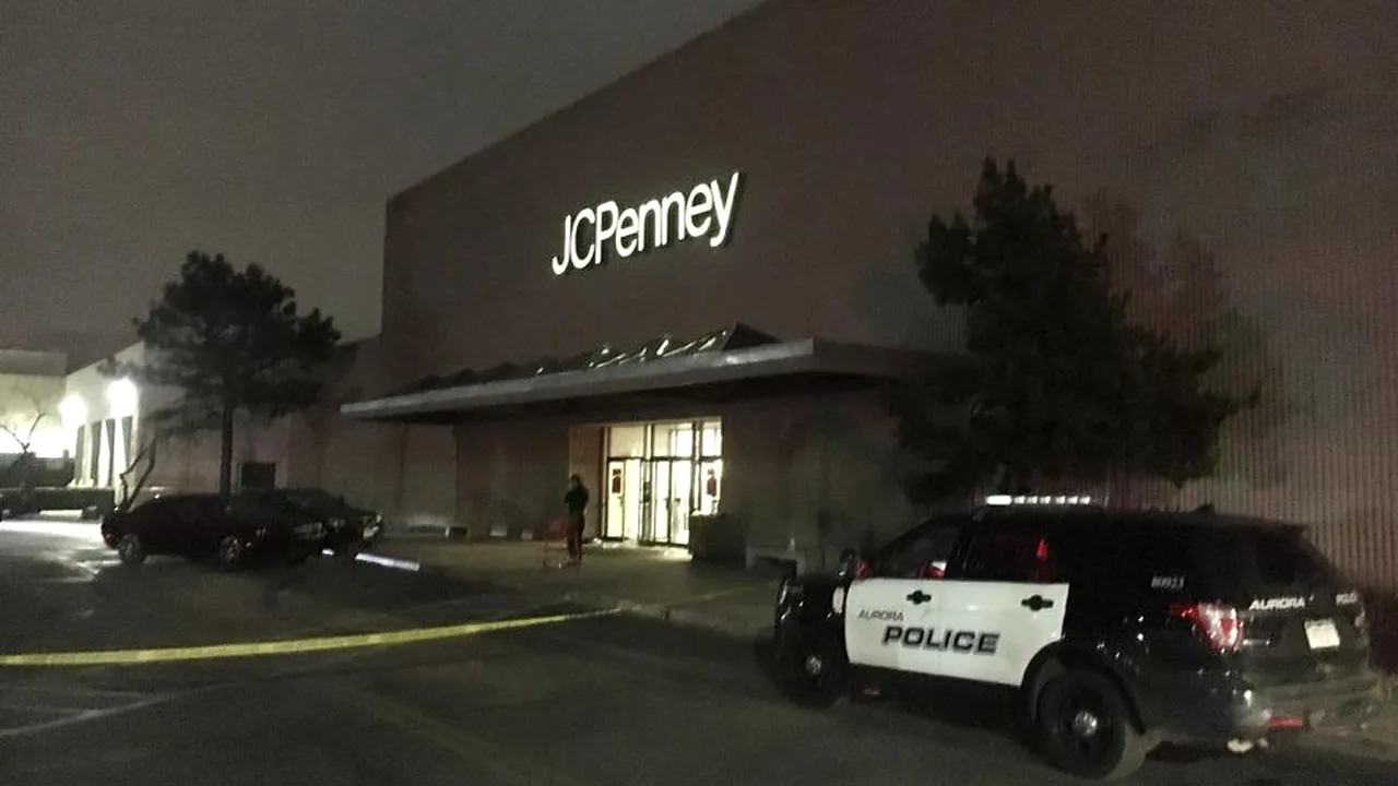 VIDEO | Atac armat în SUA, în Ajunul Crăciunului / 1 mort și 3 răniți au fost raportați la un mall din Colorado, după o ceartă între două grupuri