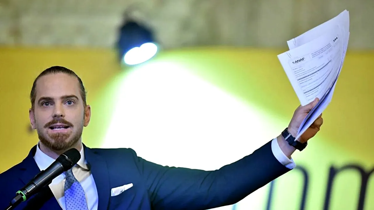 Ilan Laufer anunță că partidul său se va separa de AUR și de George Simion. Care sunt motivele