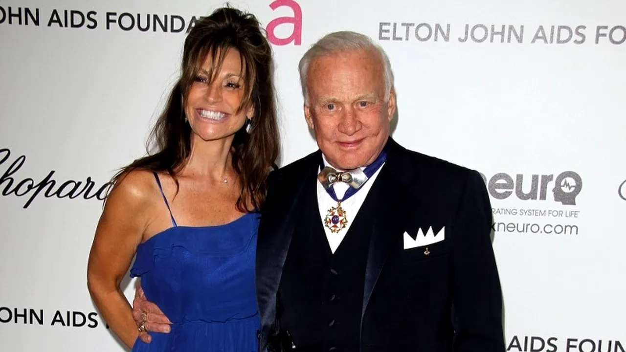 Buzz Aldrin, al doilea om care a pășit pe Lună, a divorțat la vârsta de 82 de ani