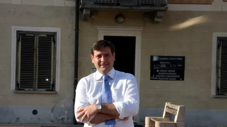 Primarul unui oraș din Italia vrea autobuze speciale pentru romi: 