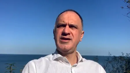 Mărturia unui medic român din New York, după ce s-a vaccinat anti-COVID-19. „Am făcut prima doză acum două zile. Sunt dovada vie...”